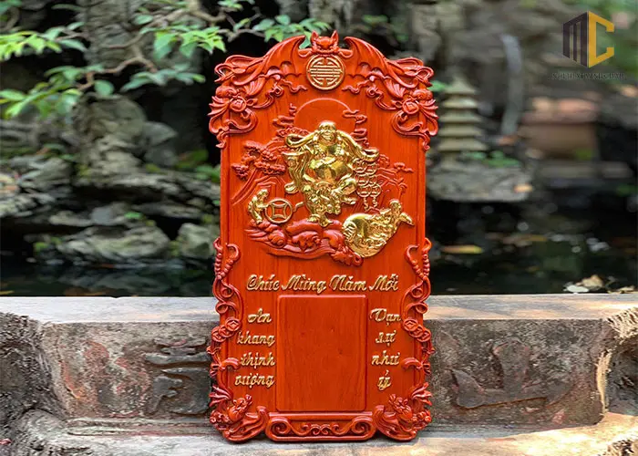 lốc lịch gỗ di lặc