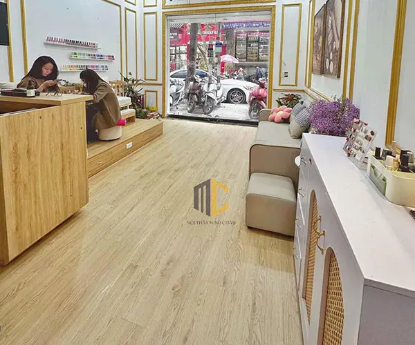 miếng dán lót sàn giả gỗ hoàn thiện
