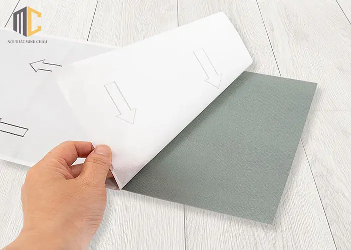 chất lượng miếng dán sàn giả gỗ