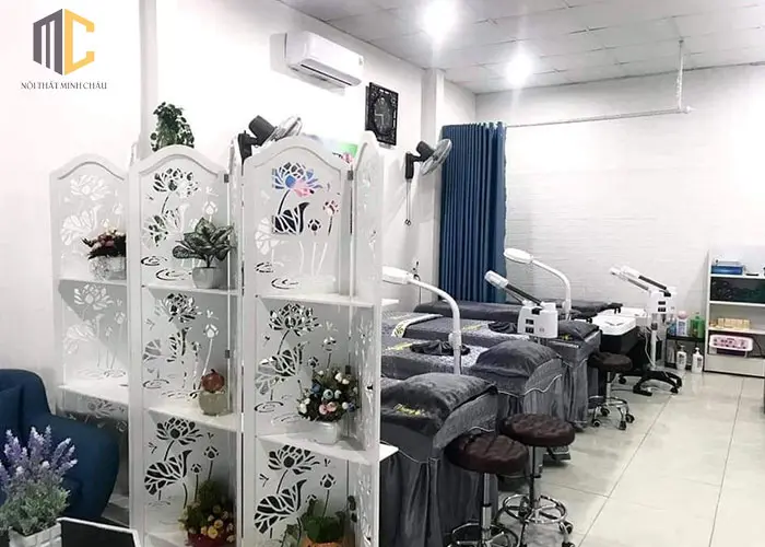 vách ngăn spa bằng gỗ nhựa