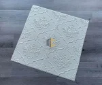 xốp dán tường tân cổ điển màu trắng