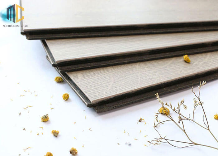 sàn gỗ cốt đen có tốt không